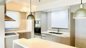 2 Bedroom Condo for sale in San Lorenzo, Metro Manila near MRT-3 Ayala