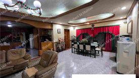 4 Bedroom Office for sale in Bangkal, Metro Manila near MRT-3 Magallanes