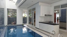 10 Bedroom House for sale in Moonwalk, Metro Manila