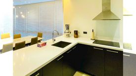 2 Bedroom Condo for sale in The Suites at One Bonifacio High Street, Pinagsama, Metro Manila