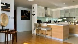 2 Bedroom Condo for sale in San Lorenzo, Metro Manila near MRT-3 Ayala