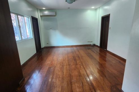 6 Bedroom Townhouse for rent in Mariana, Metro Manila near LRT-2 Gilmore