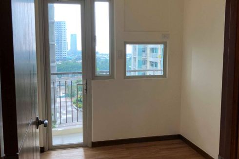 House for Sale or Rent in Barangay 76, Metro Manila near LRT-1 Gil Puyat