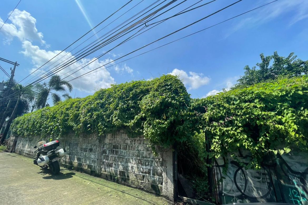 Exclusive Listing! Vacant Lot in East Greenhills 📌 Land for sale in