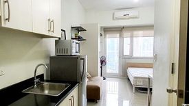 1 Bedroom Condo for rent in Urdaneta, Metro Manila near MRT-3 Ayala