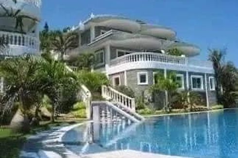 68 Bedroom Hotel / Resort for sale in Balabag, Aklan