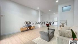 2 Bedroom House for sale in Phra Khanong, Bangkok near BTS On Nut