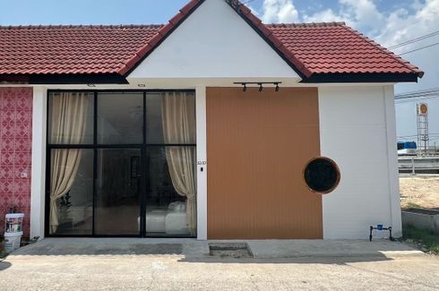 2 Bedroom House for sale in Nong Pla Lai, Chonburi