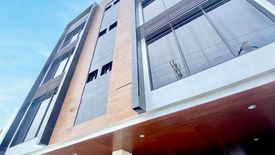 Hotel / Resort for sale in Moonwalk, Metro Manila