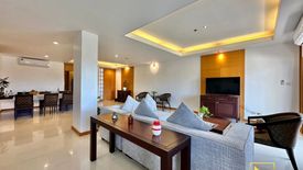 2 Bedroom Apartment for rent in Esmeralda Apartments, Thung Maha Mek, Bangkok near MRT Lumpini