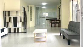 3 Bedroom Townhouse for sale in Na Kluea, Chonburi