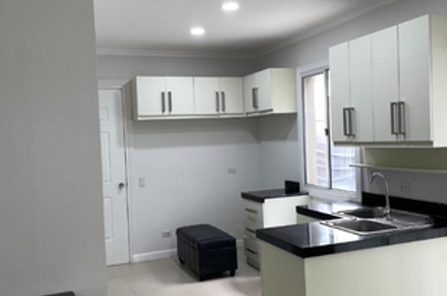3 Bedroom House for rent in Molino IV, Cavite