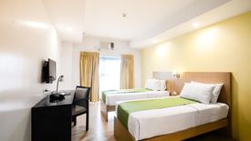 Commercial for sale in Bangkal, Metro Manila near MRT-3 Magallanes