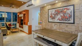 2 Bedroom Condo for sale in 8 Forbestown Centre, BGC, Metro Manila