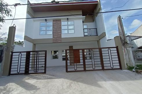 4 Bedroom House for sale in Almanza Uno, Metro Manila
