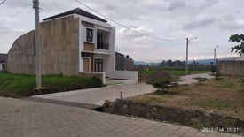 Rumah dijual dengan 3 kamar tidur di Babakan Ciparay, Jawa Barat