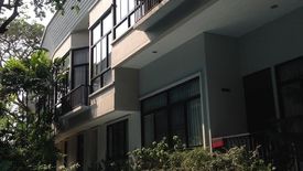 SW 38 Place
