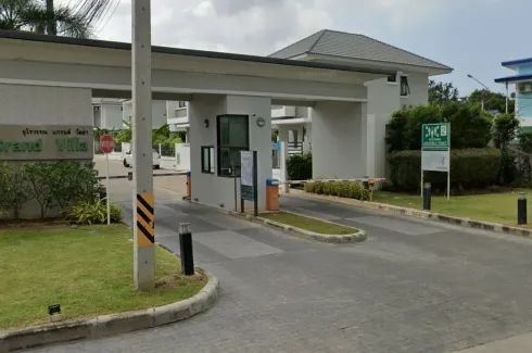 Uraiwan Grand Villa