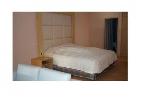 Krisadanakorn Condotel