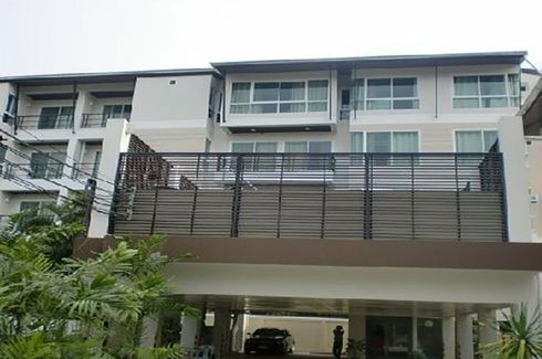 Natcha Residence Sukhumvit 42