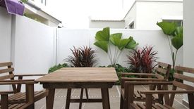 Life in the Garden