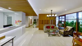 Serene Place Sukhumvit 24