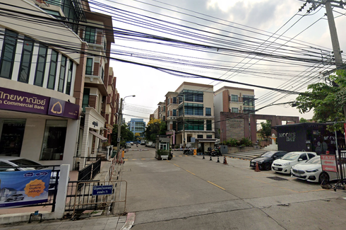 บ้านกลางกรุง ออฟฟิศ พาร์ค ลาดพร้าว 71
