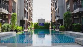 Deco Condominium