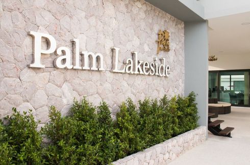 Palm Lakeside Villas