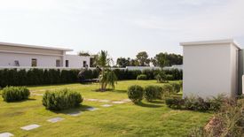 Palm Lakeside Villas