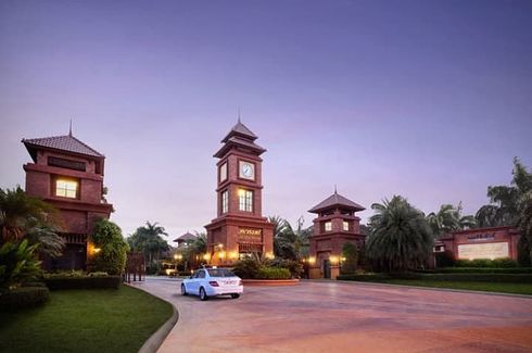 Vararom Charoenmuang