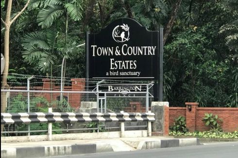 Town and Country Estates