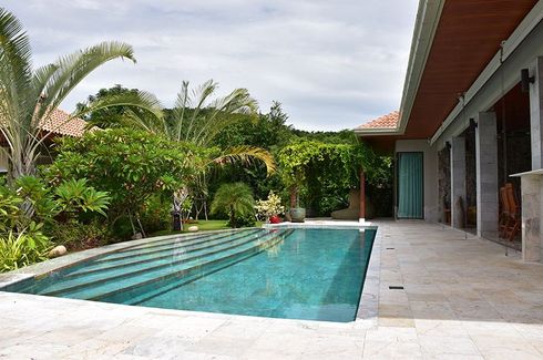 Hana Lani Village