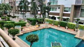 Metro Park Sathorn