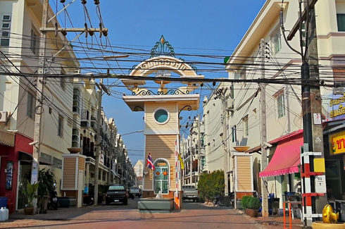 บ้านฉลองสุข ภูเก็ต