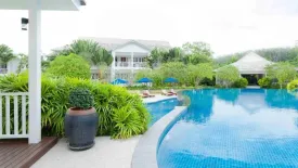 Ocean Breeze Resort & Suites