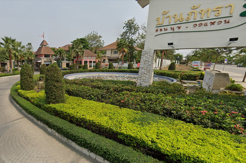 Phatthra Village On Nuch-Wongwan