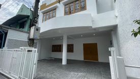 บ้านธนาวรรณ เพลส