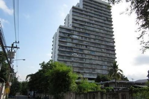 Supapong Place