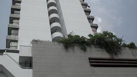 Supapong Place