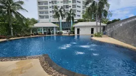 AD Hyatt Condominium
