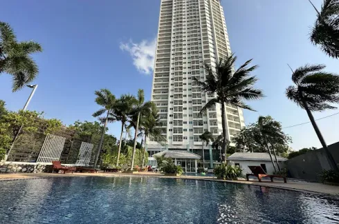 AD Hyatt Condominium