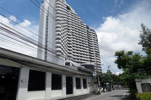 Royal Nine Residence