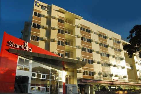 Stanford Suites, South Forbes