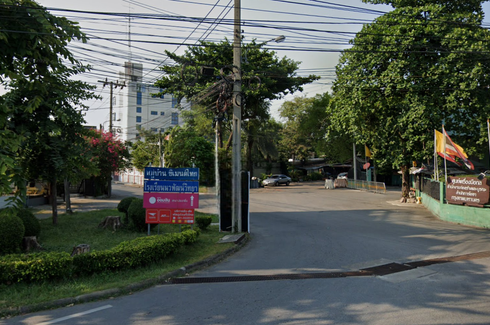 Mu Ban Cement Thai