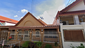 Thamsathit Villa