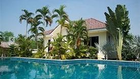 Bangsaray Villa Resort