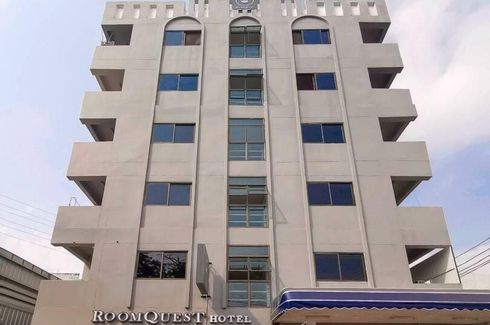 RoomQuest Ratchada MRT Suttisan