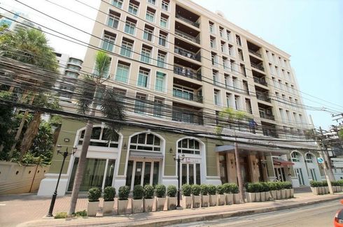 Wattana Suite
