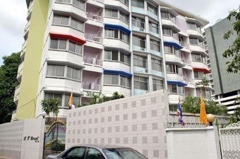 L.T. Court Apartment